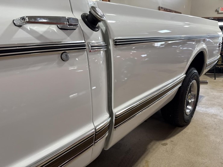 #1389-•-1970-chevrolet-cst/10-pickup-truck-image-13