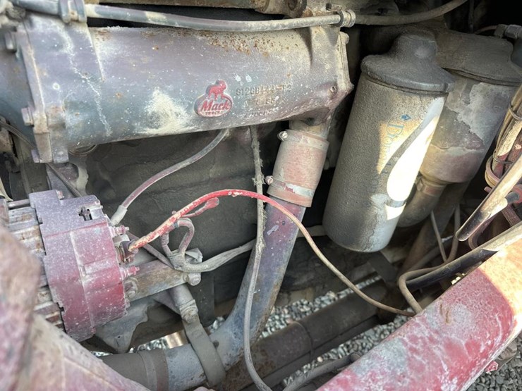 1986-mack-dm686sx-image-40