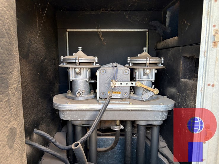 stamford-100kw-3-phase-ac-generator-p/b:-8-cylinder-natural-gas-engine-image-6