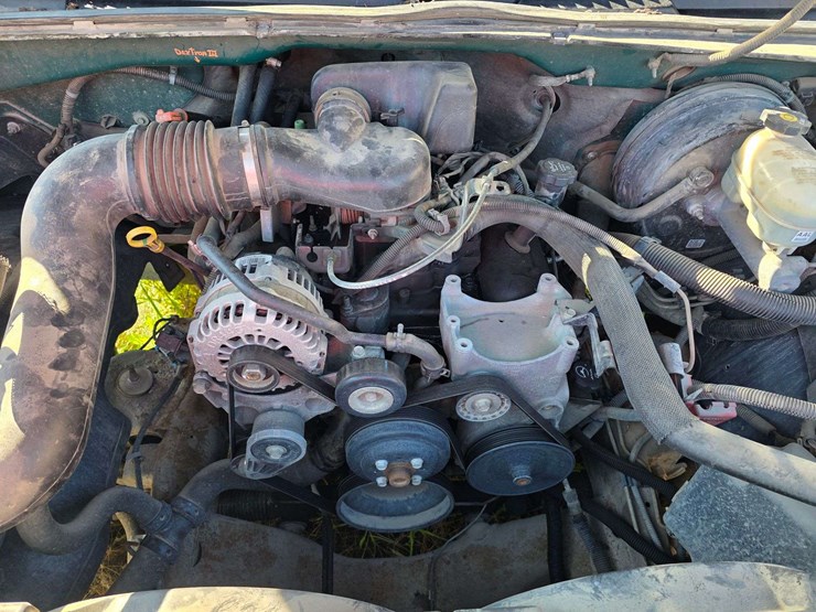 2005-chevrolet-1500-image-18