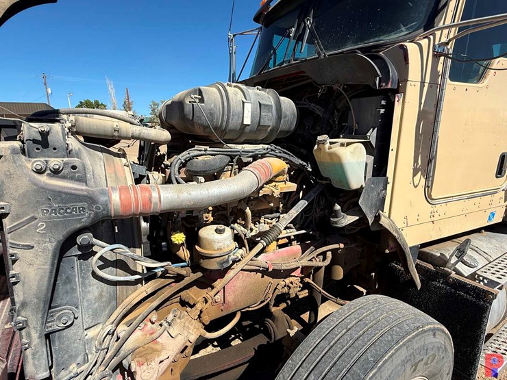2008-kenworth-t800-image-25