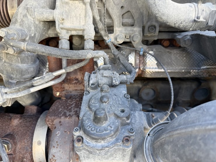 2020-peterbilt-579-image-26