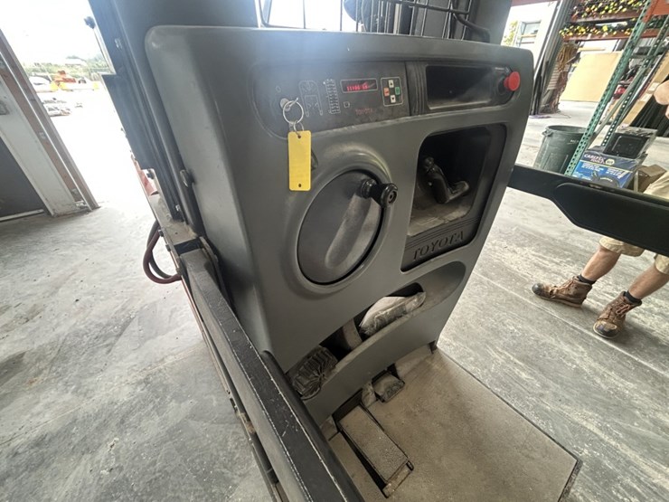 toyota-6bpu15-image-14