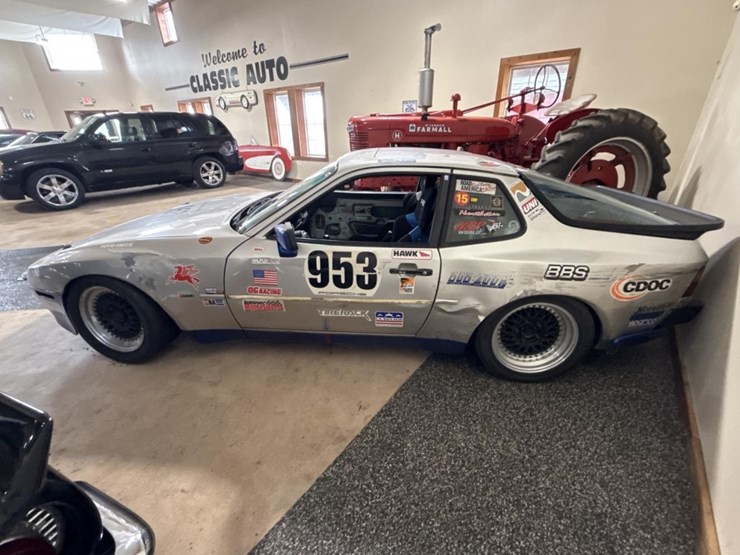 #1383-•-1984-porsche-944-rally-car-image-2