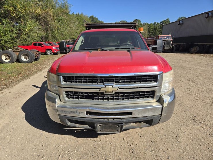 2009-chevrolet-silverado-2500-image-8