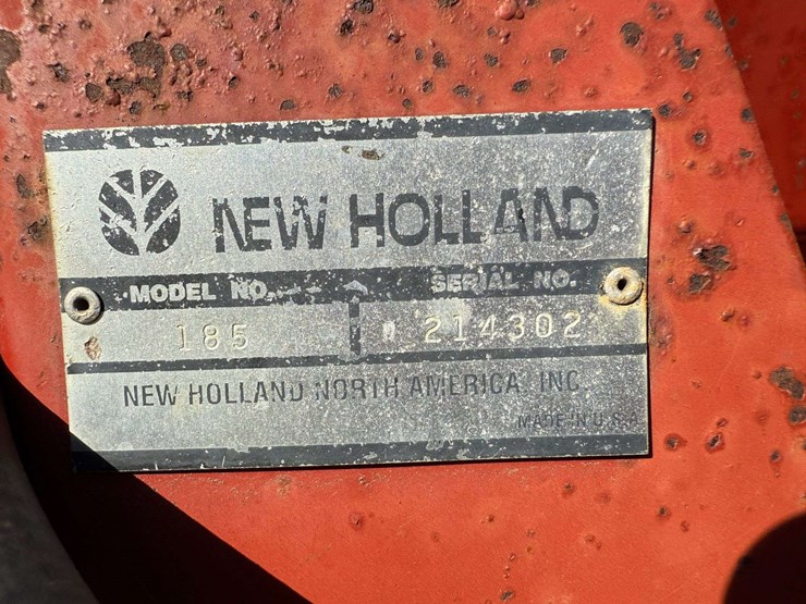 new-holland-185-image-17