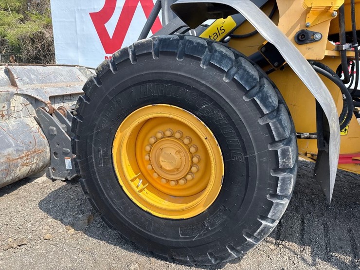 2019-volvo-l70h-image-10