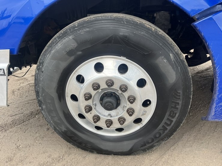 2020-kenworth-t680-image-145