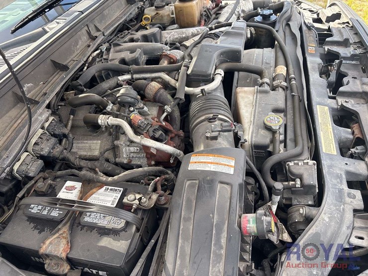 2013-ford-f550-image-27