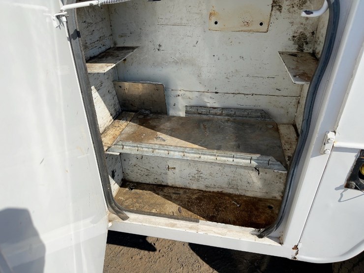 2012-ford-f350-xl-image-12