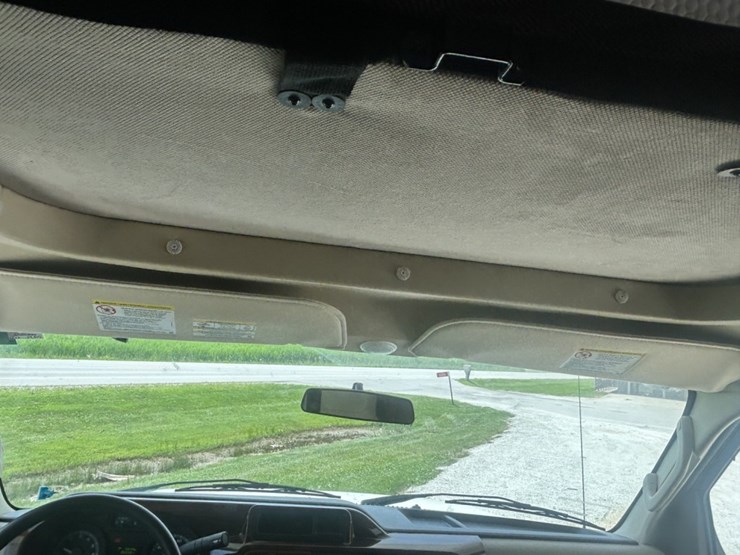 2017-ford-e450-image-46