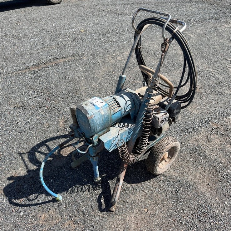 AIRLESS PAINT SPRAYER