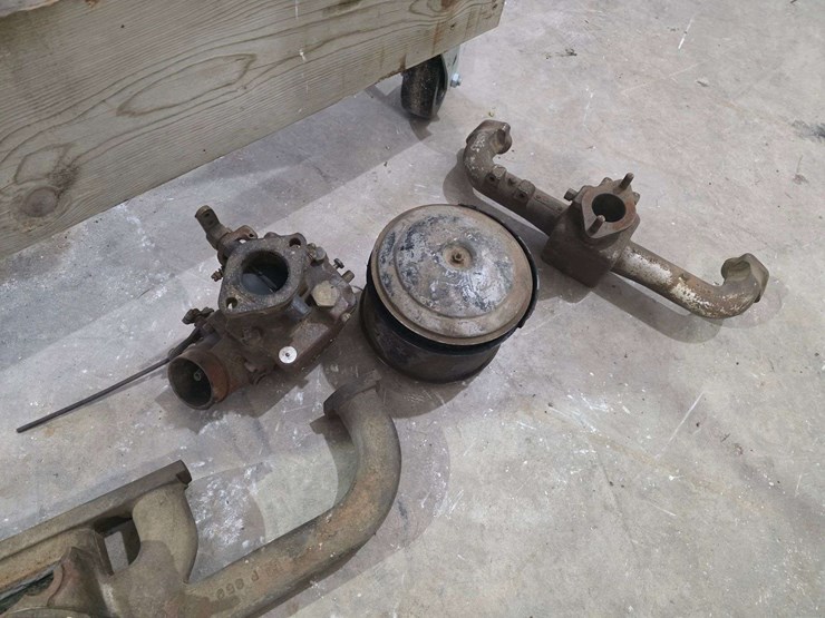 late-model-pontiac-inline-8-engine-converted-to-marine-use-by-kermath,-loose-and-in-excellent-condit-image-9
