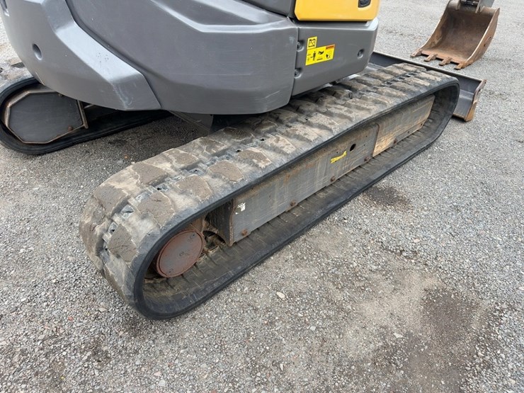 2021-volvo-ecr50f-mini-excavator-image-23