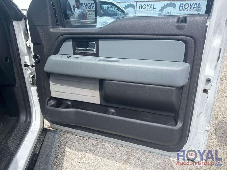 2014-ford-f150-image-25