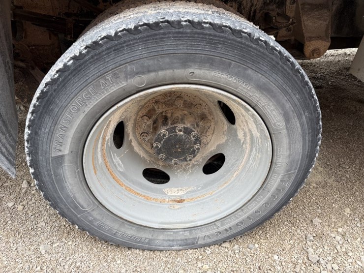 2008-ford-f550-image-38