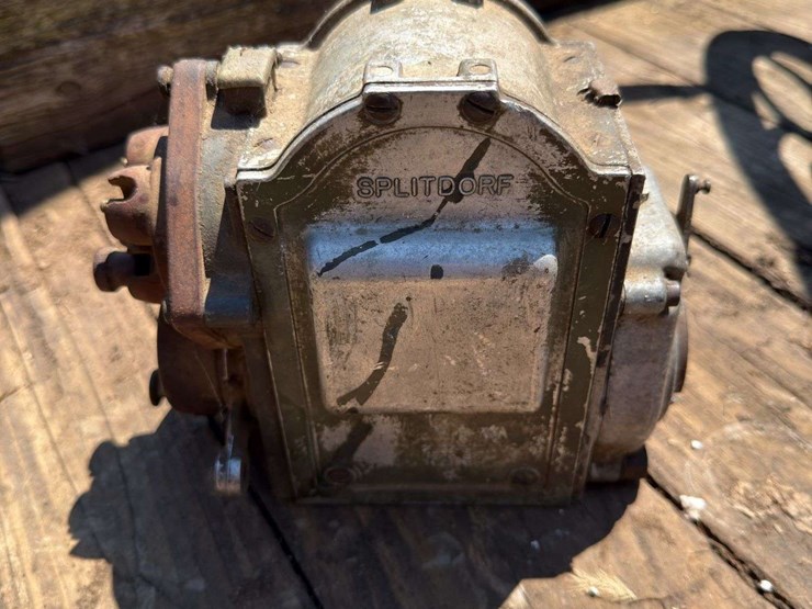 splitdorf-magneto-image-3