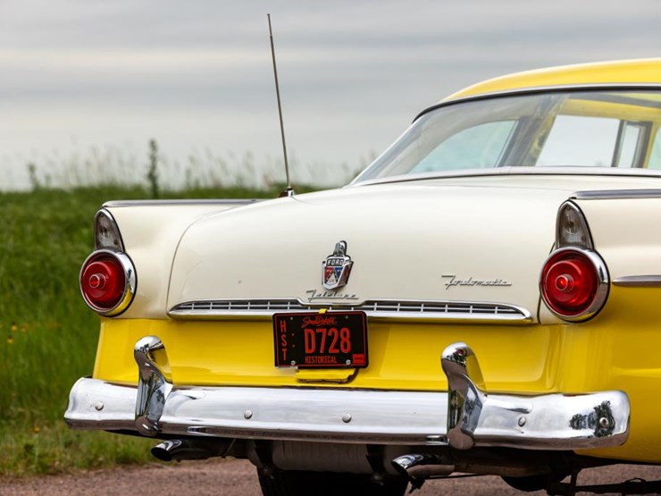#2278-•-1955-ford-fairlane-crown-victoria-transparent-top-image-23