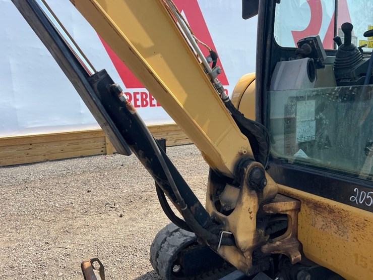 2014-caterpillar-303.5e-cr-image-13