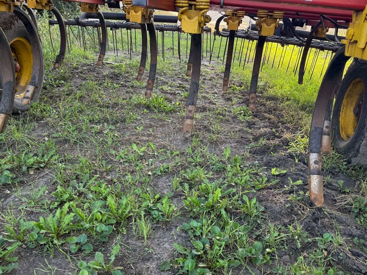 bourgault-8810-image-17