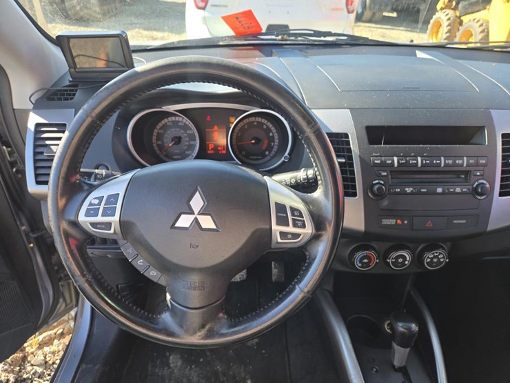 2007-mitsubishi-outlander-image-30
