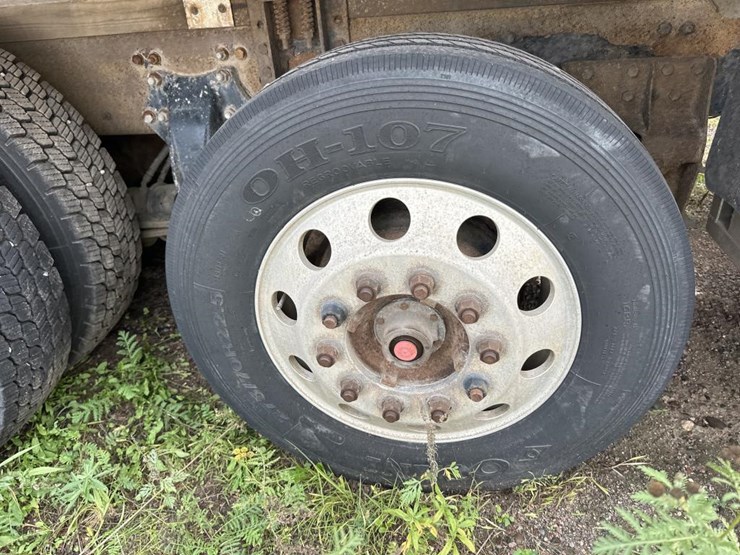 2015-western-star-4700sb-image-69