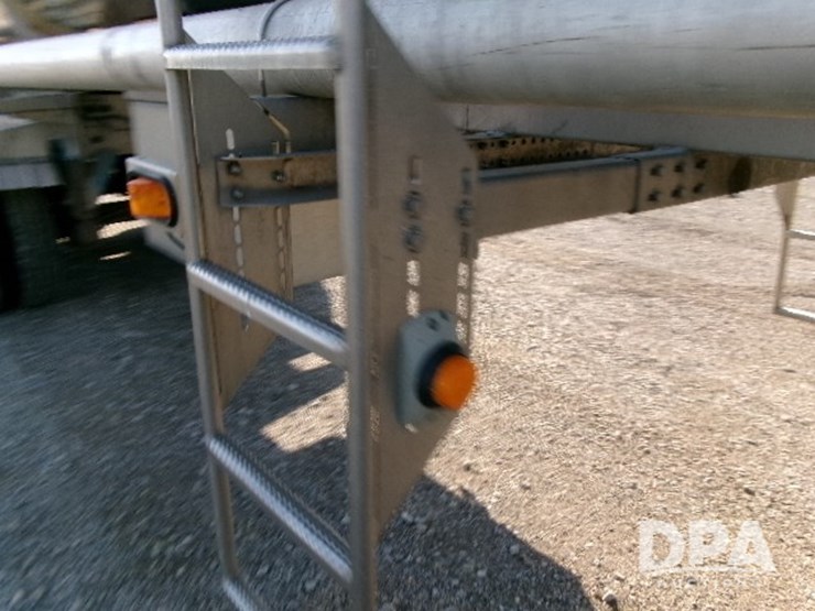2015-sts-tanker-trailer-(dr12210)-image-13