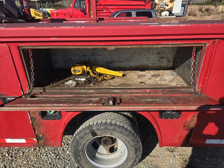 2007-gmc-3500-image-22