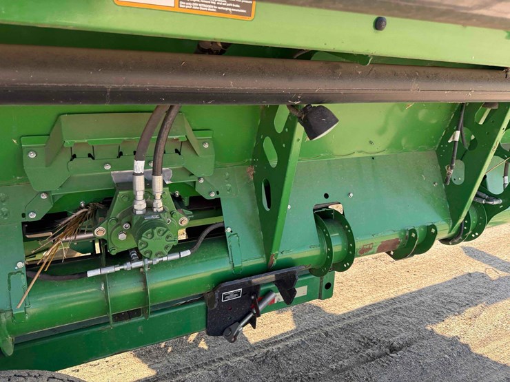 john-deere-flex-draper-header-image-11