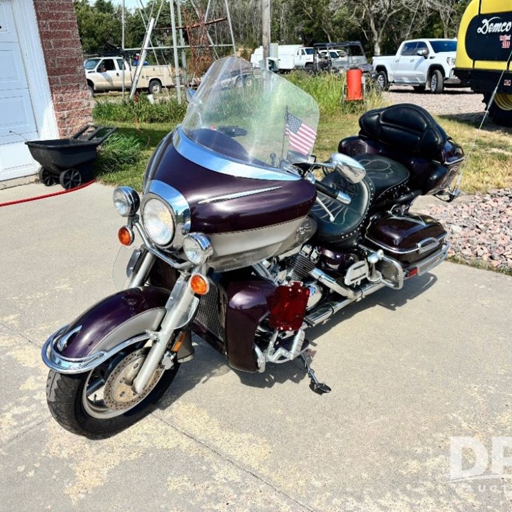 1999 Yamaha Royal Star Venture Motorcycle (GP11519)
