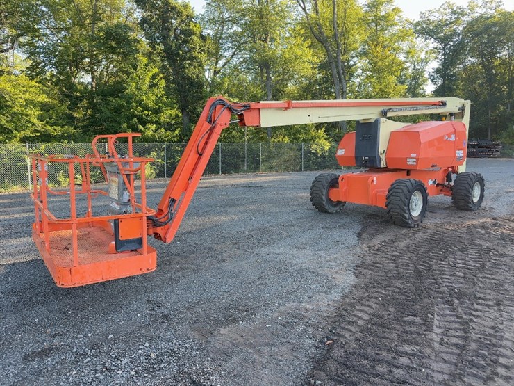 2013-jlg-800aj-image-1