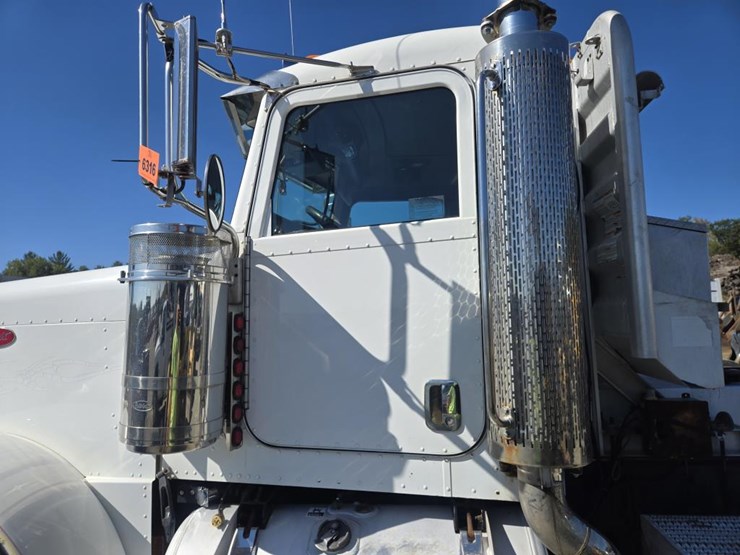 2006-caterpillar-c15-image-12