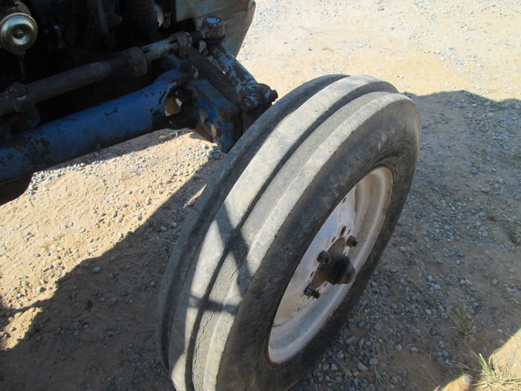 ford-3000-image-9