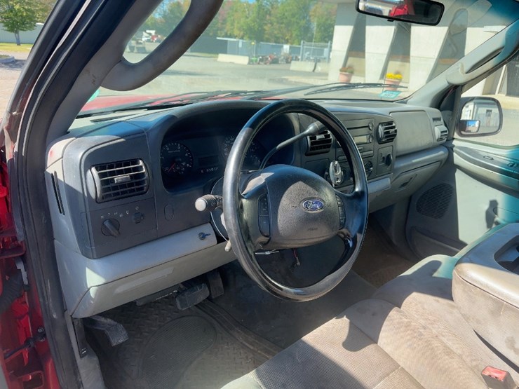 2007-ford-f350-xlt-image-24