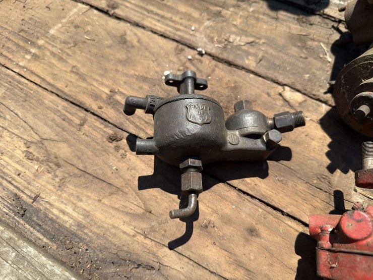carburetor-assortment-image-9