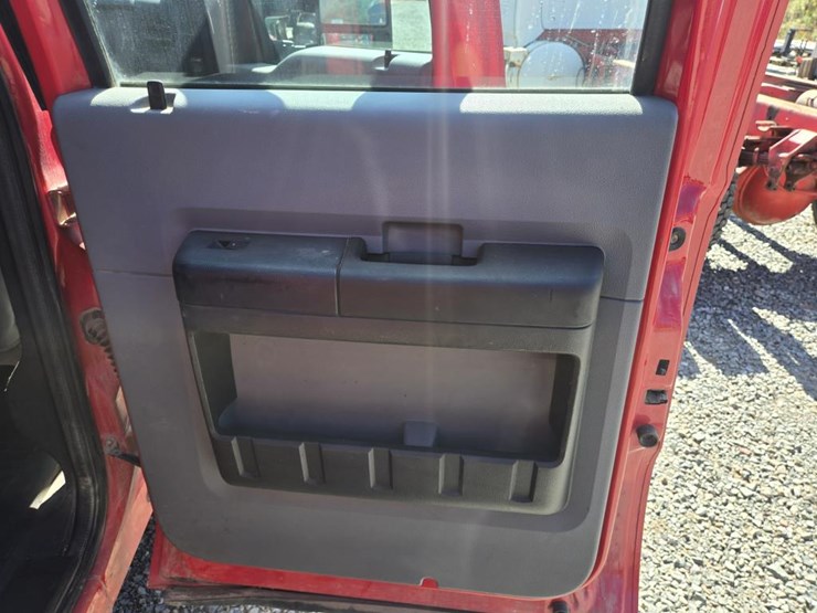 2011-ford-f450-image-37