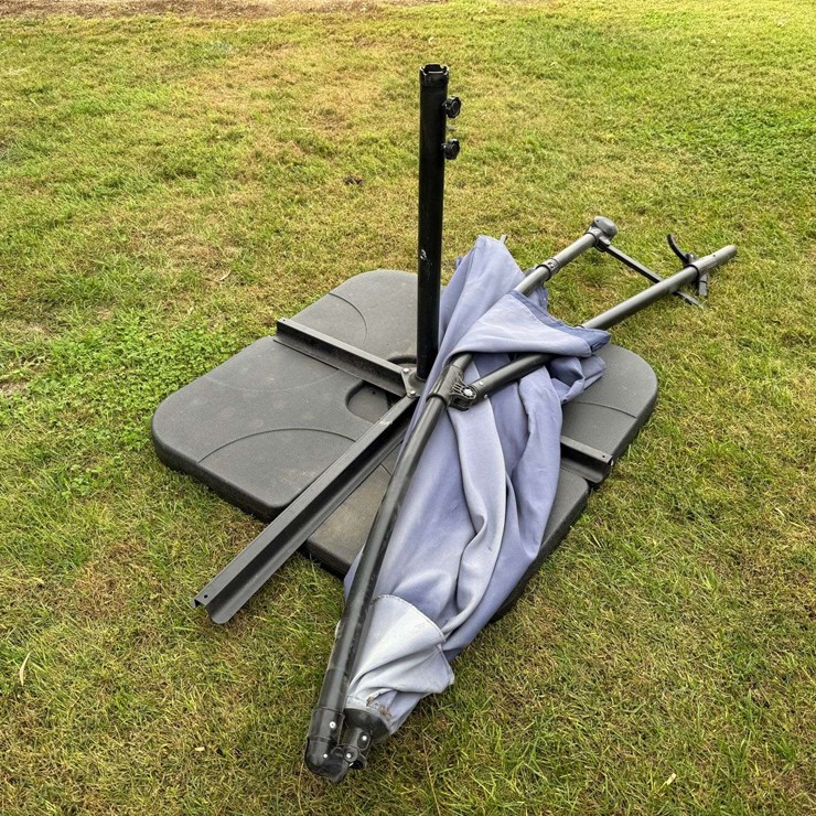 Patio Umbrella with Stand