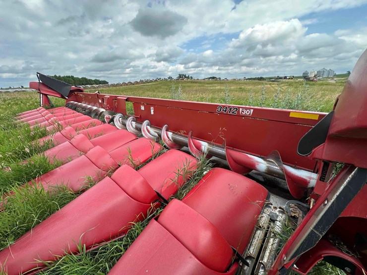 case-ih-3412-image-1