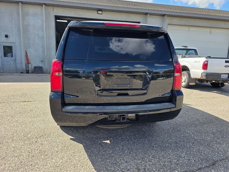2019-chevrolet-tahoe-image-12