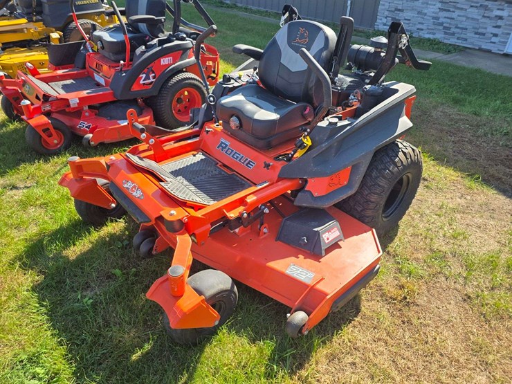 2021-badboy-rogue-72”-zero-turn-lawn-mower,-37hp-vanguard-engine,-190-hours,-dual-fuel-tanks,-fresh-image-1