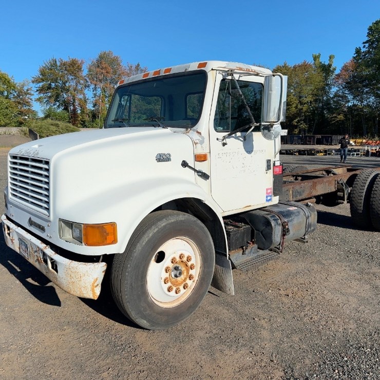 1997 INTERNATIONAL 4700