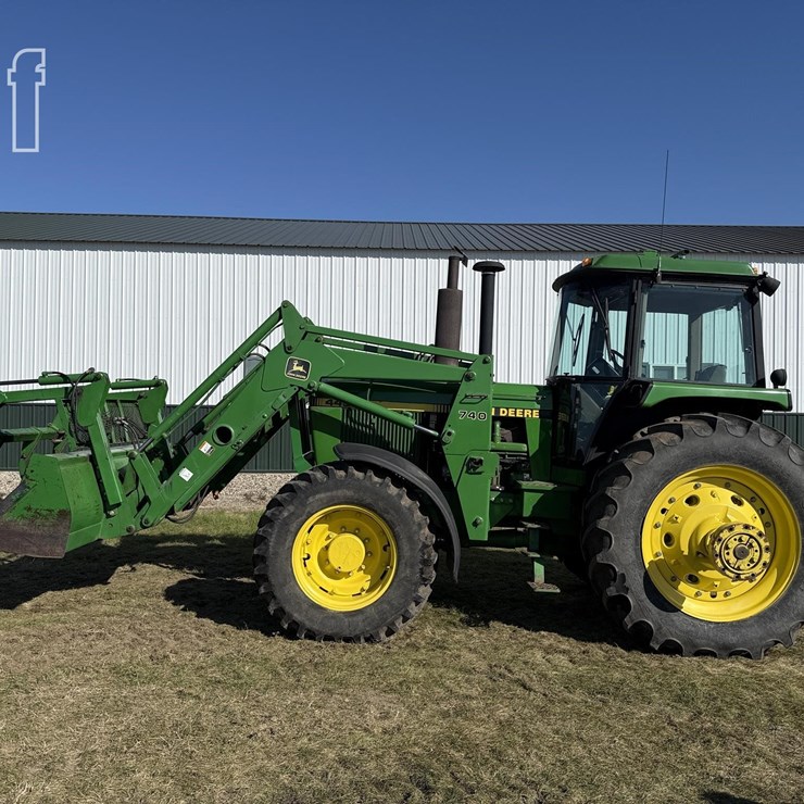 JOHN DEERE 4455