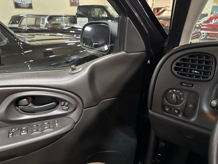 2008-chevrolet-trailblazer-image-37