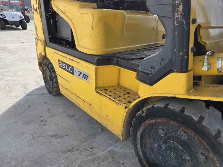 hyundai-25lc-7m-image-22