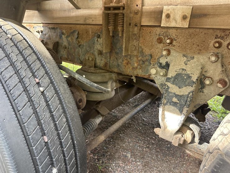 2015-western-star-4700sb-image-42