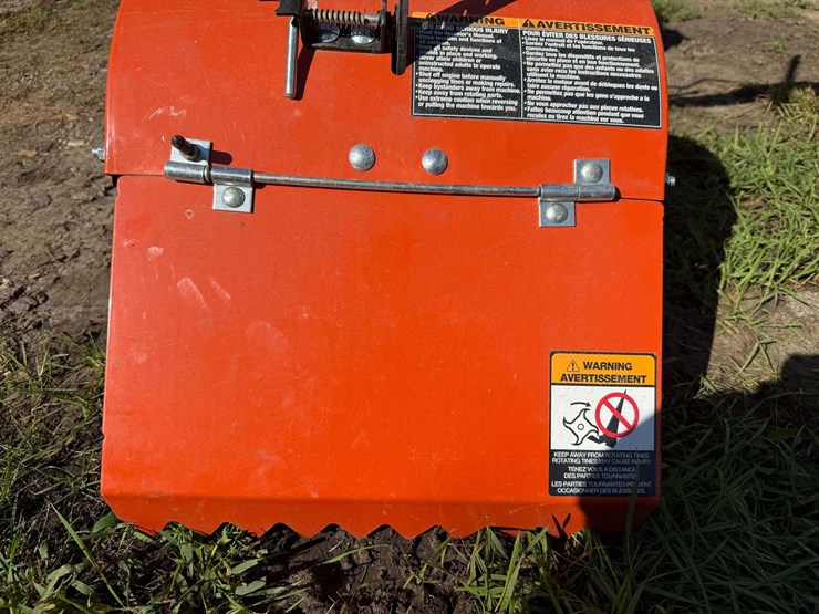 husqvarna-crt-900-rear-tine-tiller,-14”,-self-propelled,-briggs-and-stratton-950-series-engine-image-6