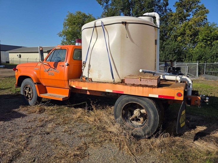 dodge-d600-image-2