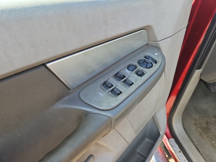 2007-dodge-ram-2500-image-16