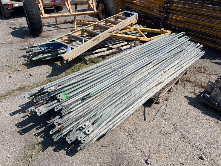 pallet-of-scaffolding-parts-image-1