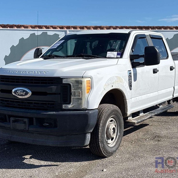 2017 FORD F350